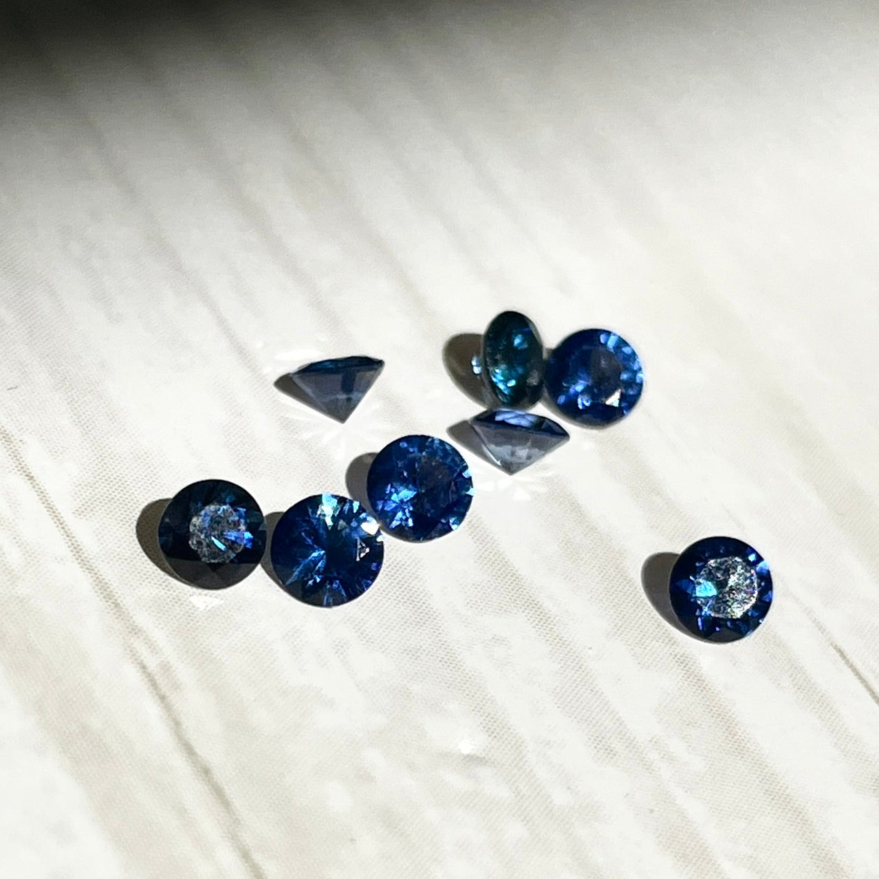 9月の誕生石　サファイヤ