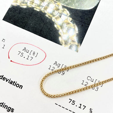 金属アレルギーを起こしやすい素材を排除しています