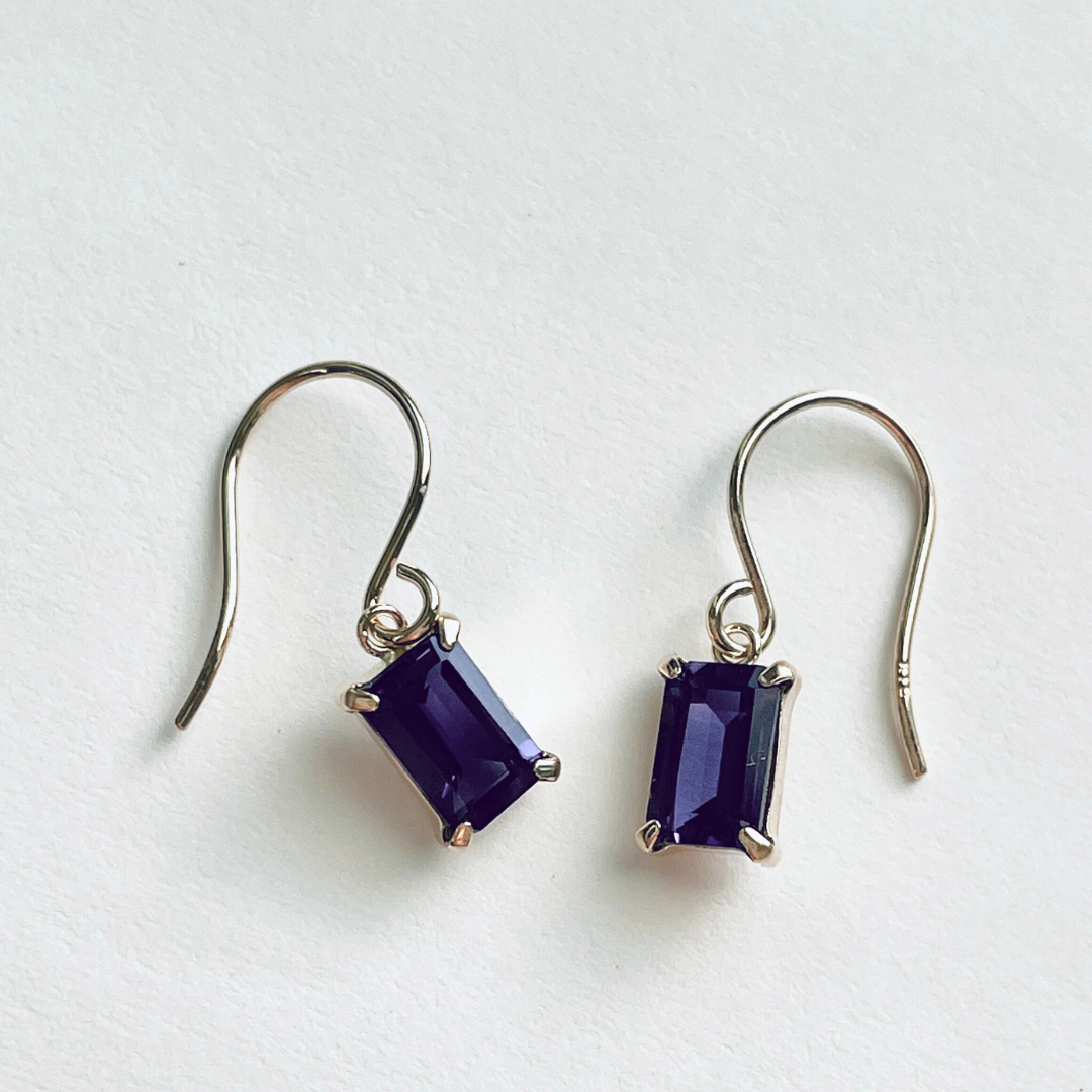 アイオライト　スクエアカット　フックピアス　K10YG