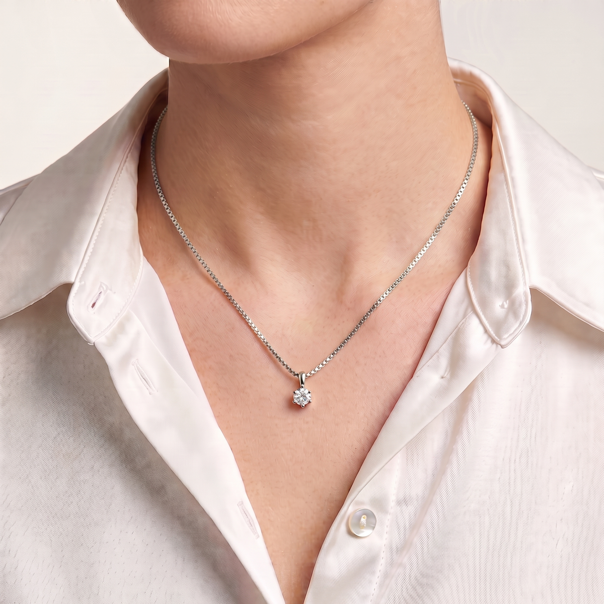 プラチナカラーSV925　一粒ストーン　0.5ct　シンプルネックレス