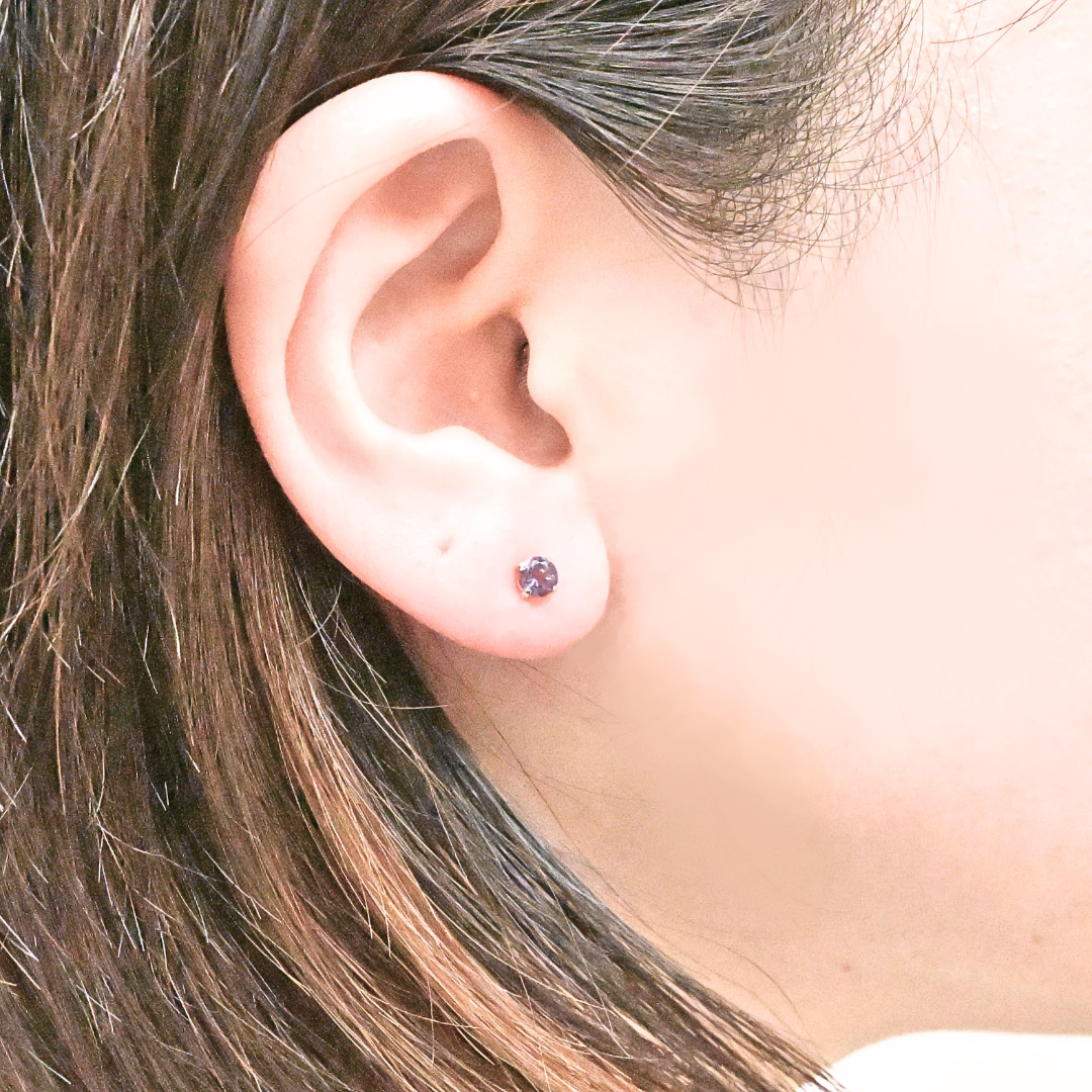 アメジスト　ラウンドカット　スタッドピアス　 K18YG