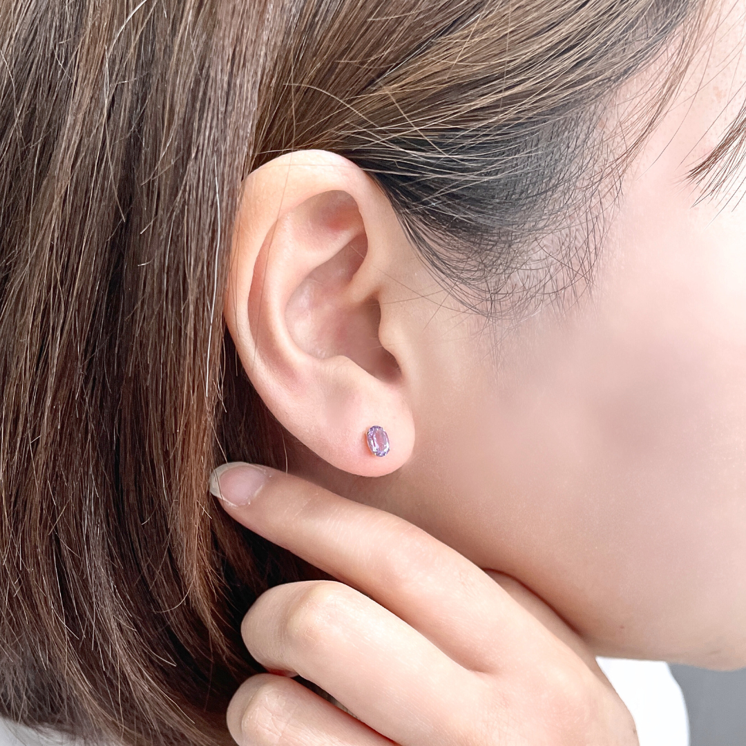 アメジスト　オーバルカット　スタッドピアス　K10YG