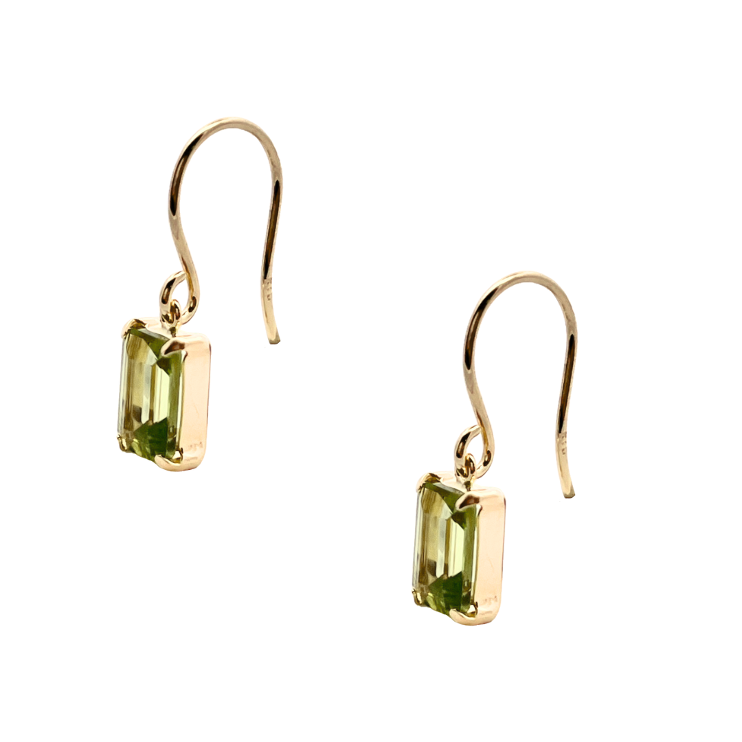 ペリドット　スクエアカット　フックピアス　K10YG