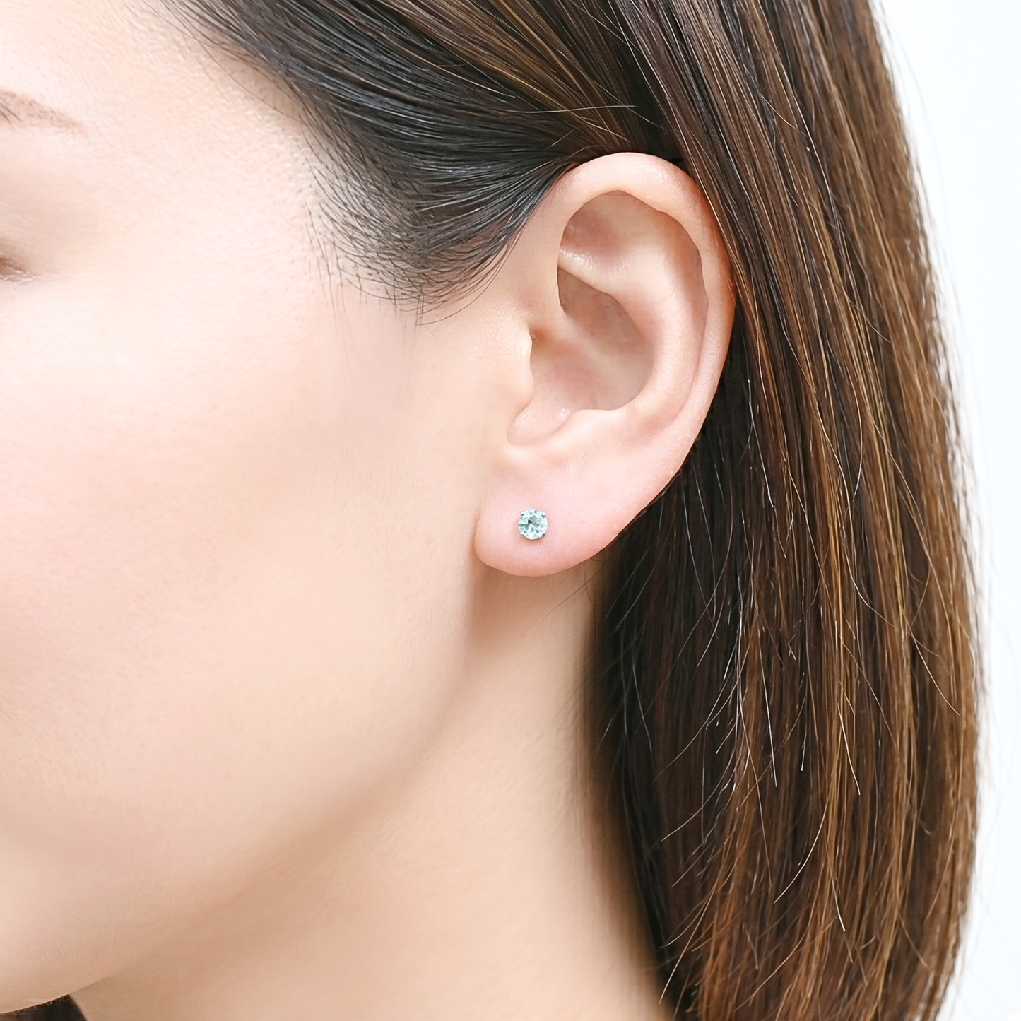 アクアマリン ラウンドカット　スタッドピアス K18YG