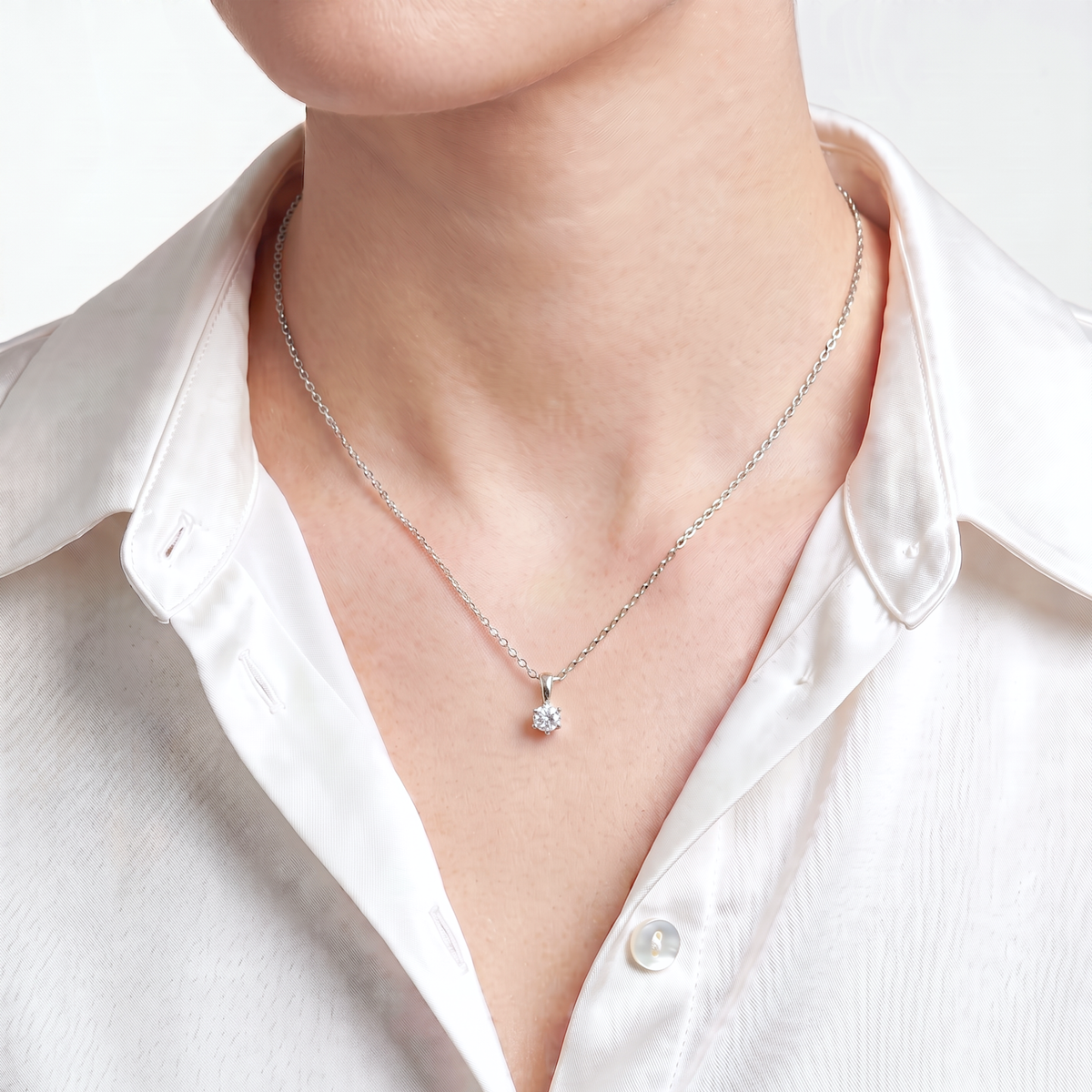 プラチナカラーSV925　一粒ストーン　0.3ct　シンプルネックレス