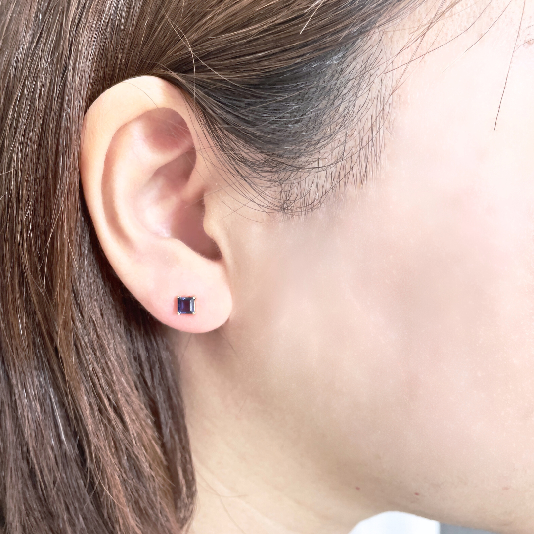 アイオライト　スクエアカット　スタッドピアス　K10YG