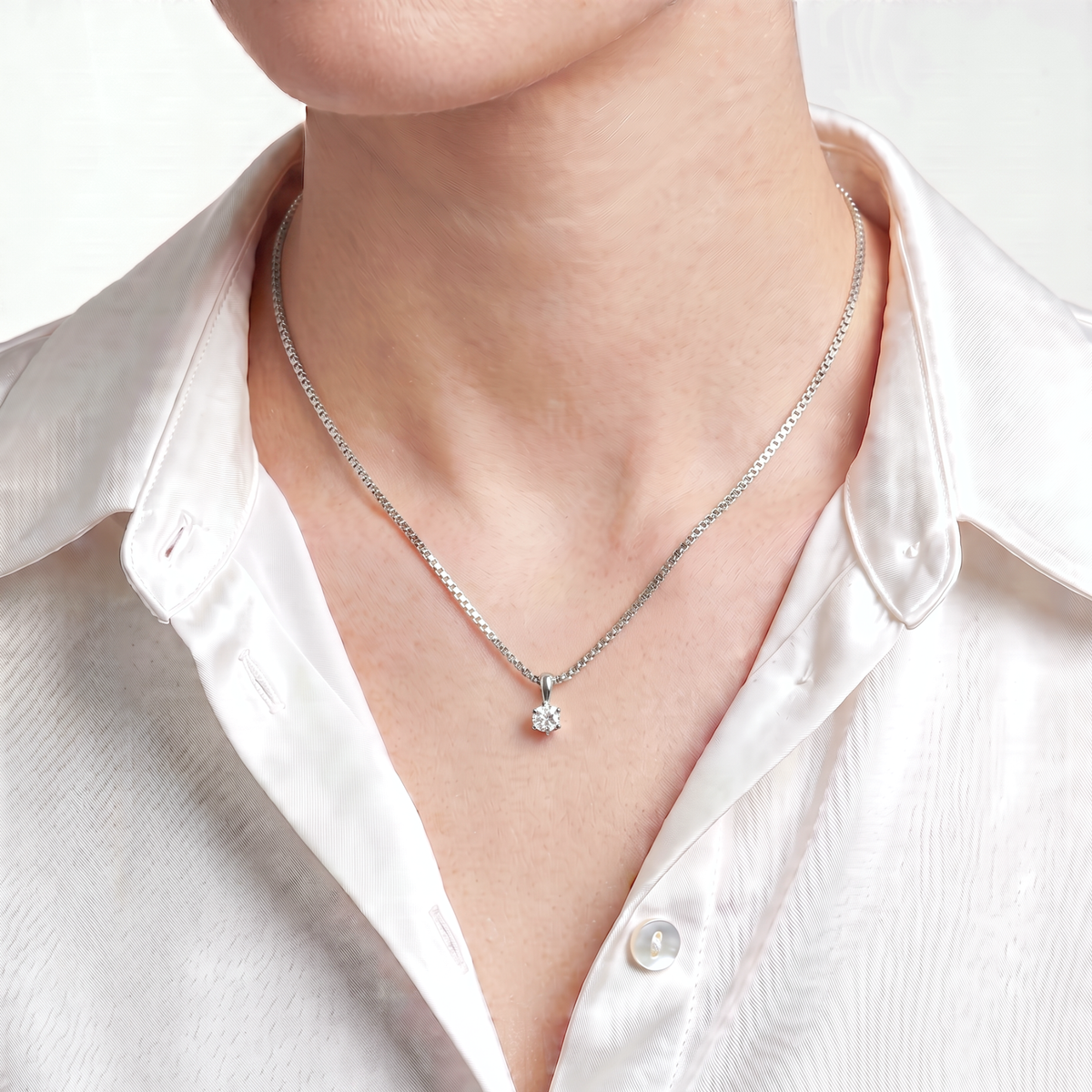 プラチナカラーSV925　一粒ストーン　0.3ct　シンプルネックレス