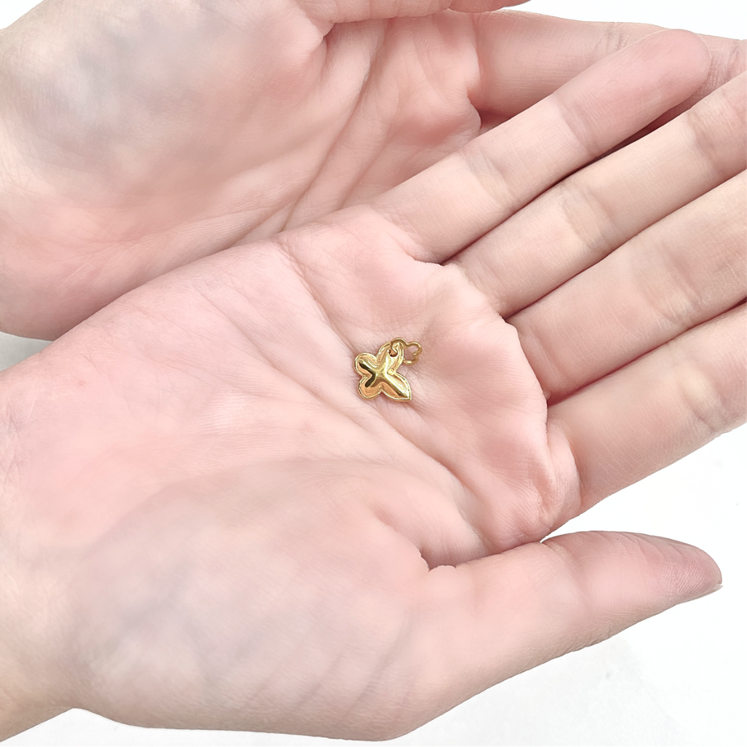 バタフライペンダントトップ　K24 純金