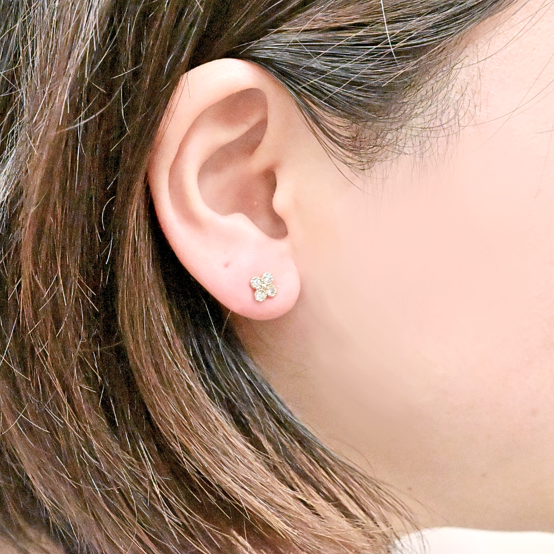 ダイヤモンド0.13ct フラワーピアス K10YG