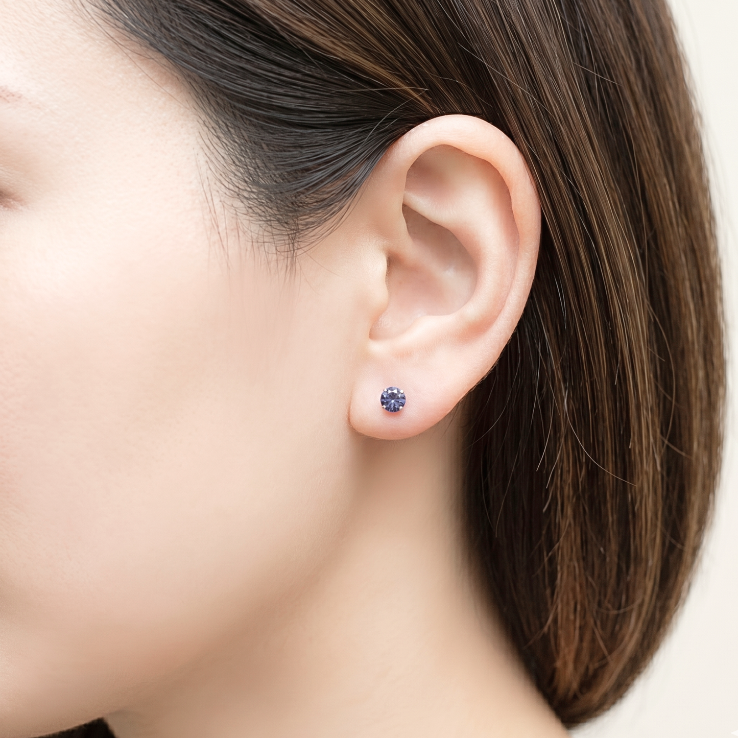 タンザナイト 　ラウンドカット　スタッドピアス　 K18YG