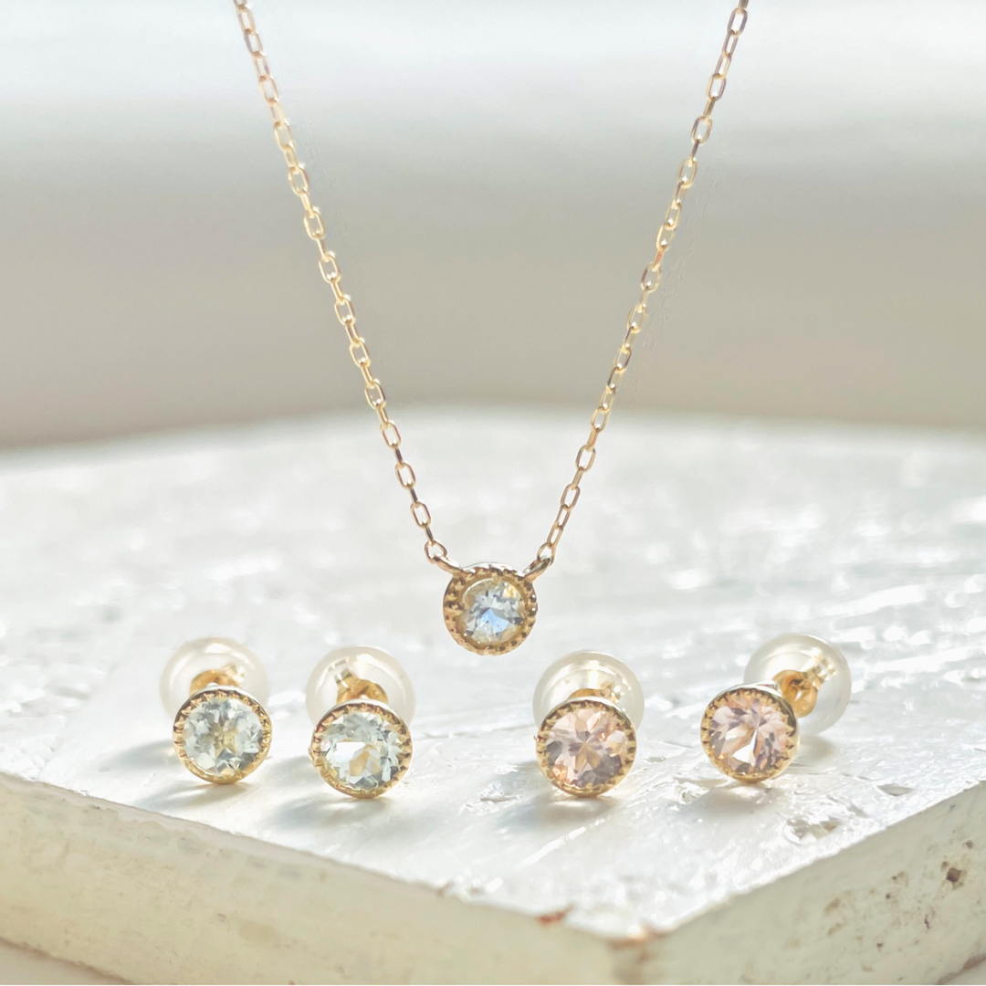 アクアマリン　ラウンド　ミルピアス　K10YG