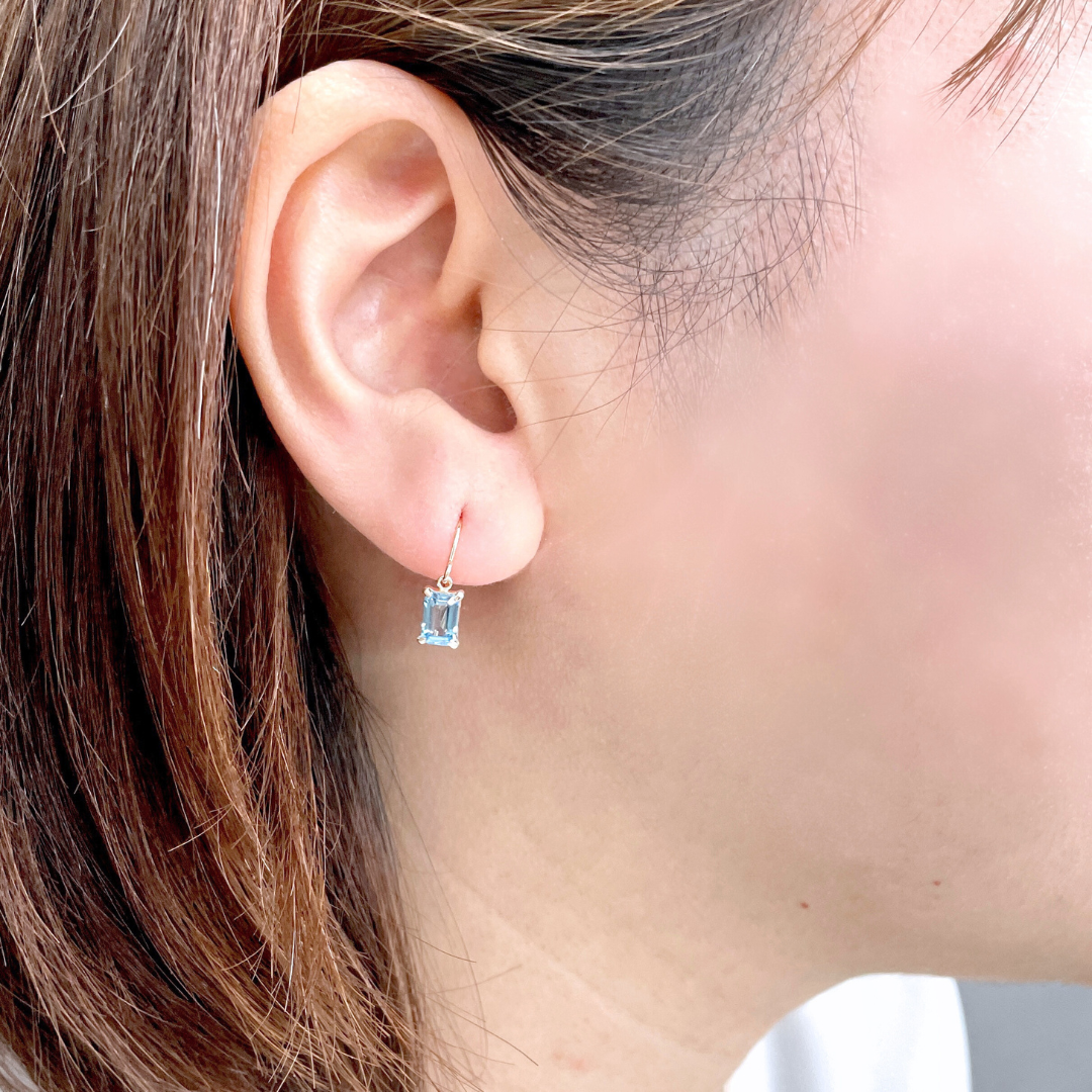 ブルートパーズ　スクエアカット　フックピアス　K10YG