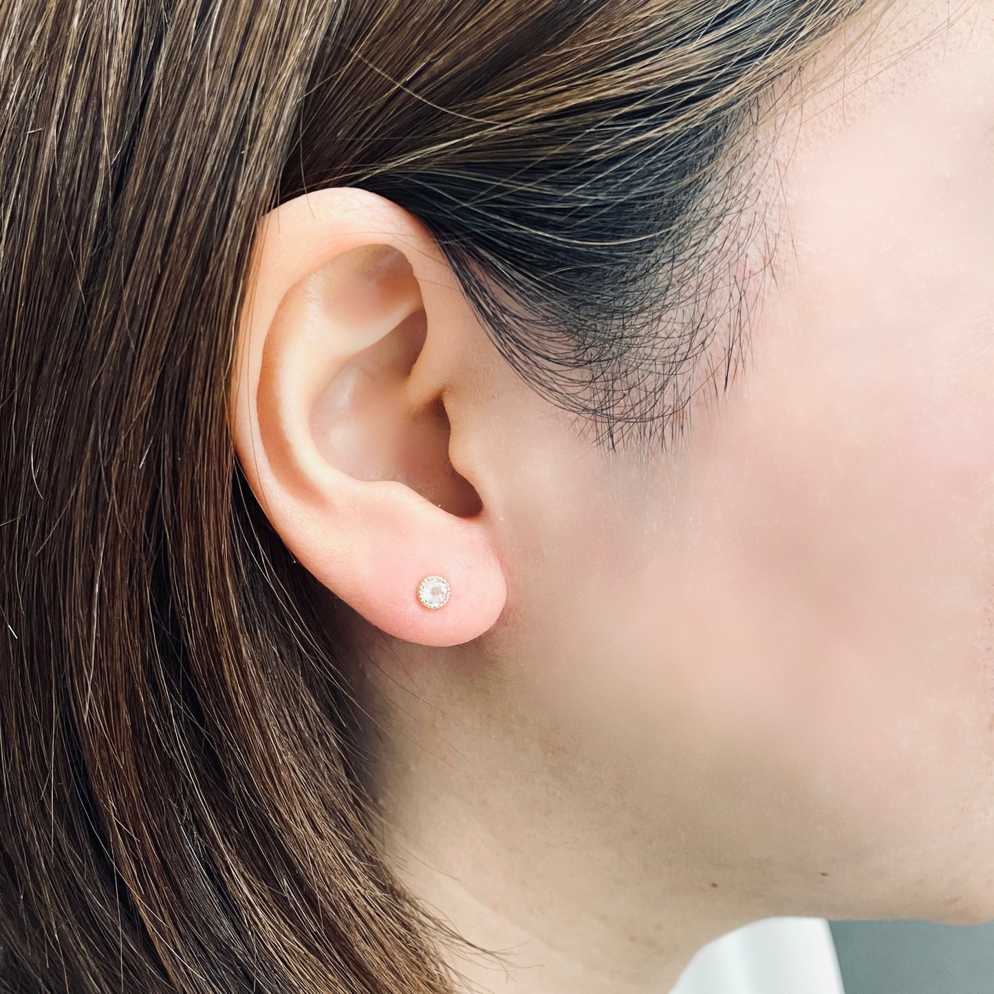 アクアマリン　ラウンド　ミルピアス　K10YG