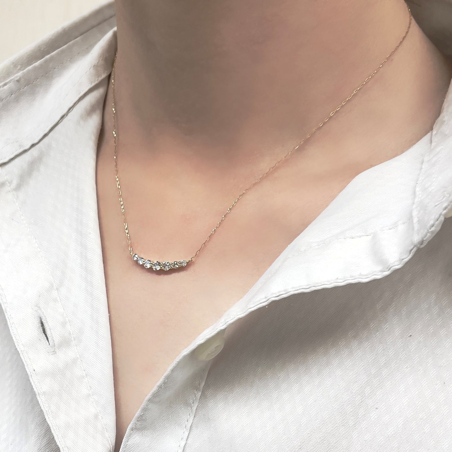 ダイヤモンド　0.5ｃｔ　ムーンデザイン　ネックレス　K18