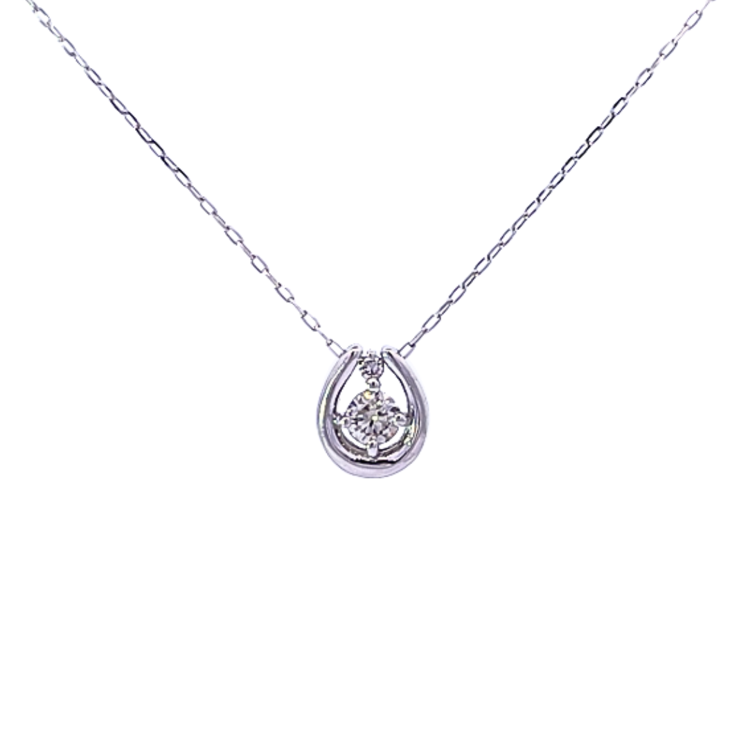 ダイヤモンド　ネックレス　プラチナ