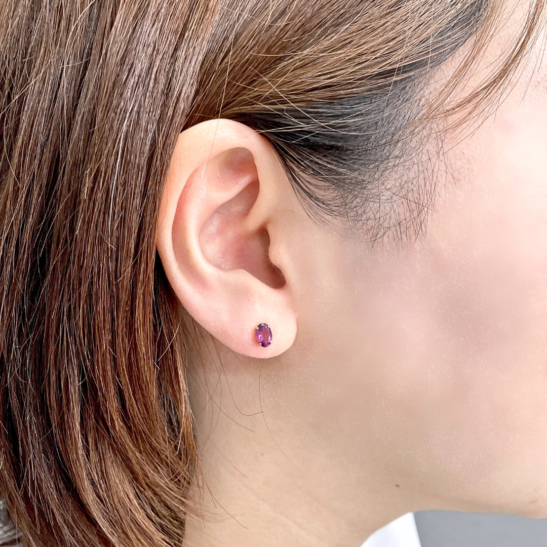 ロードライトガーネット　オーバルカット　スタッドピアス　K10YG